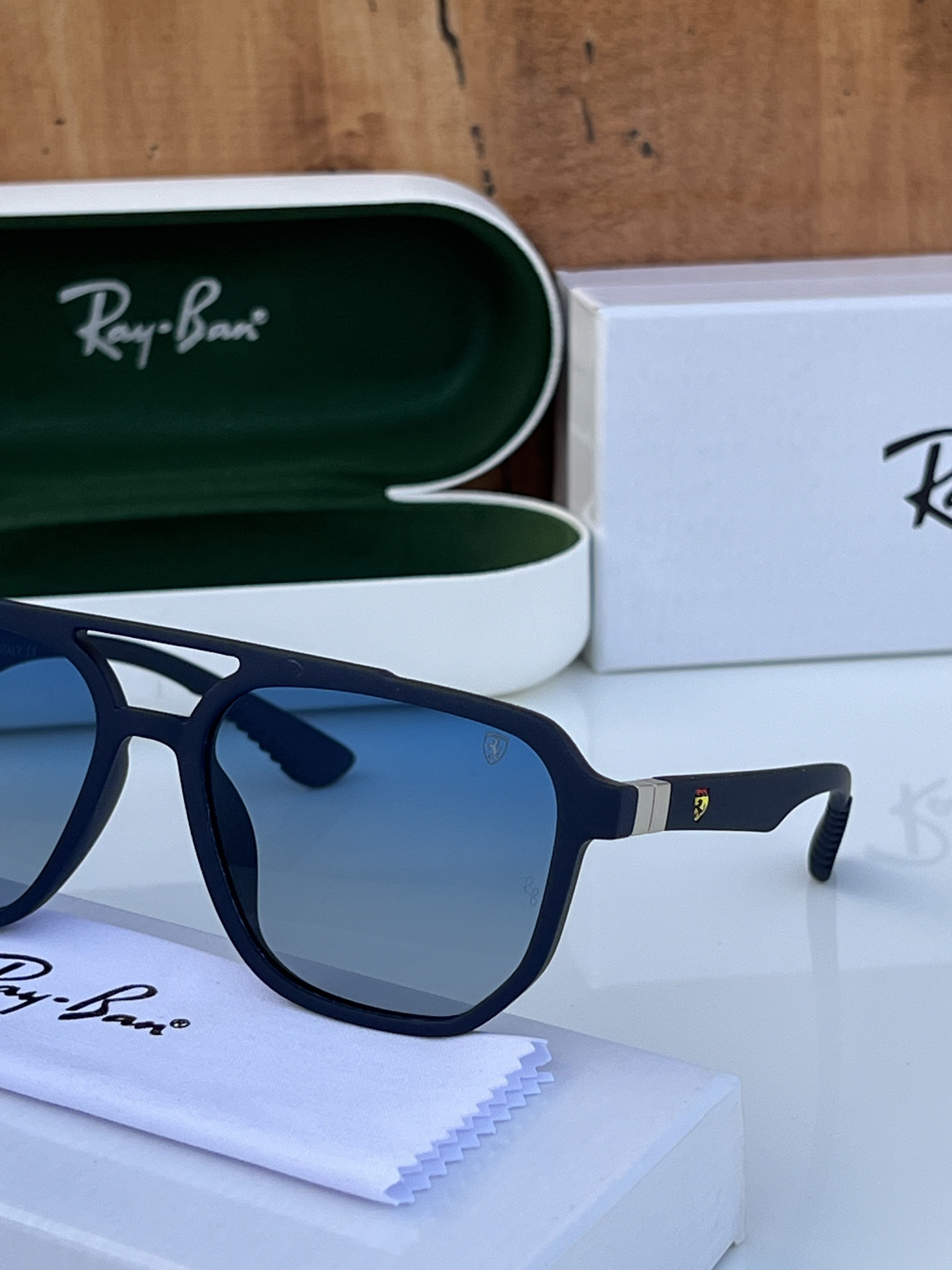 Rayb_an_4613_matt_blue