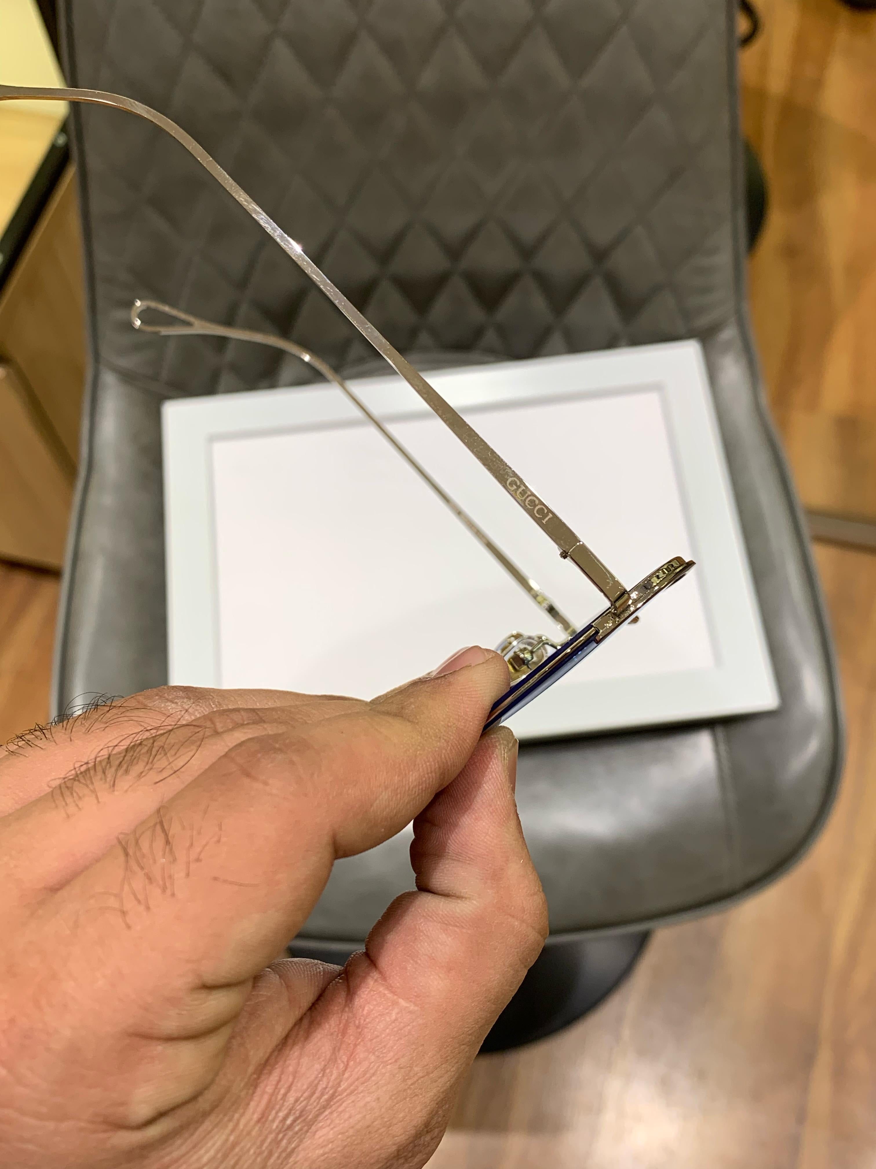 Gu_cci pathan silver blueSAME AS SRK MODEL*A