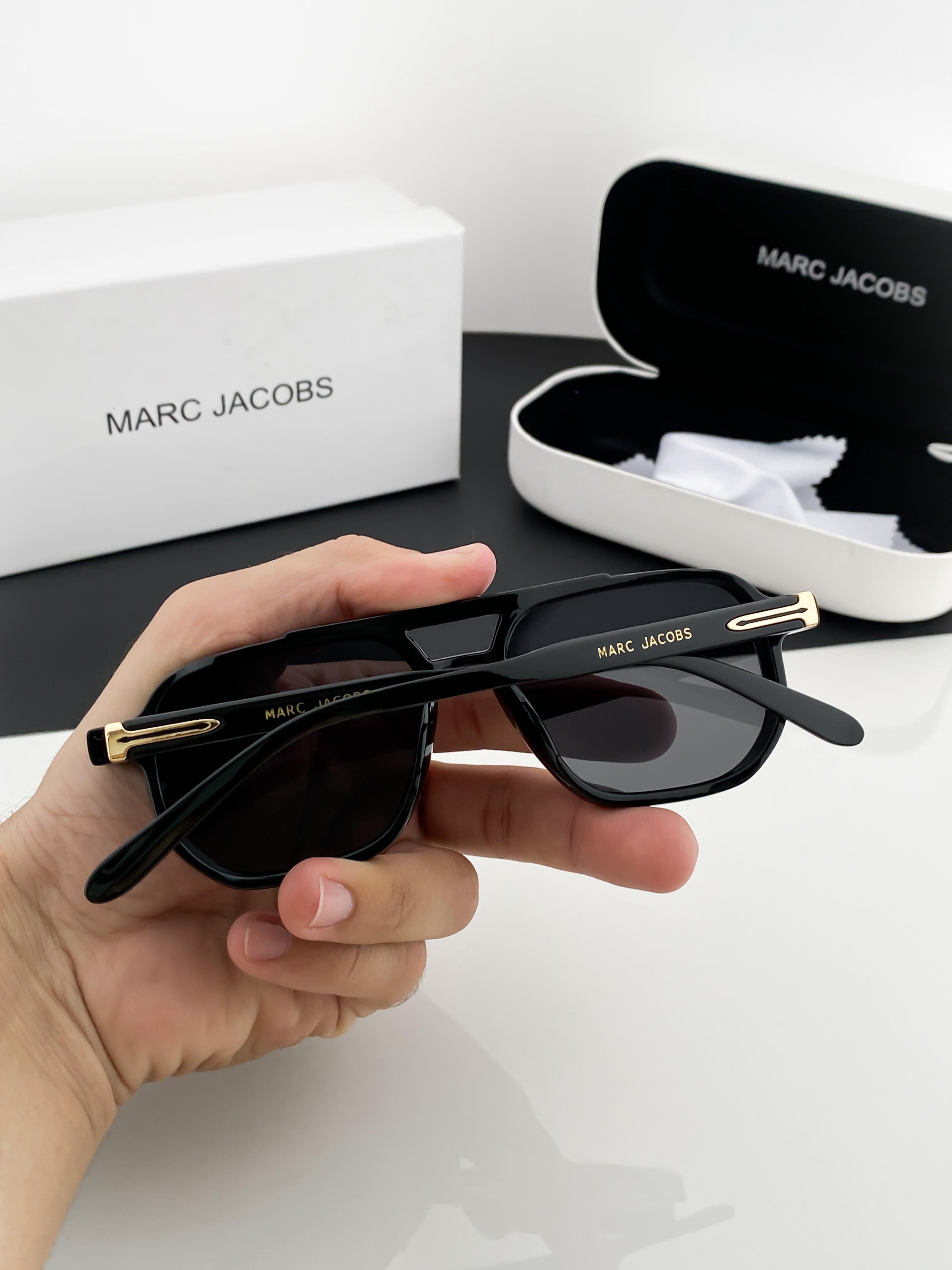 MA_RC JAC_OBS BLACK M11-36 B