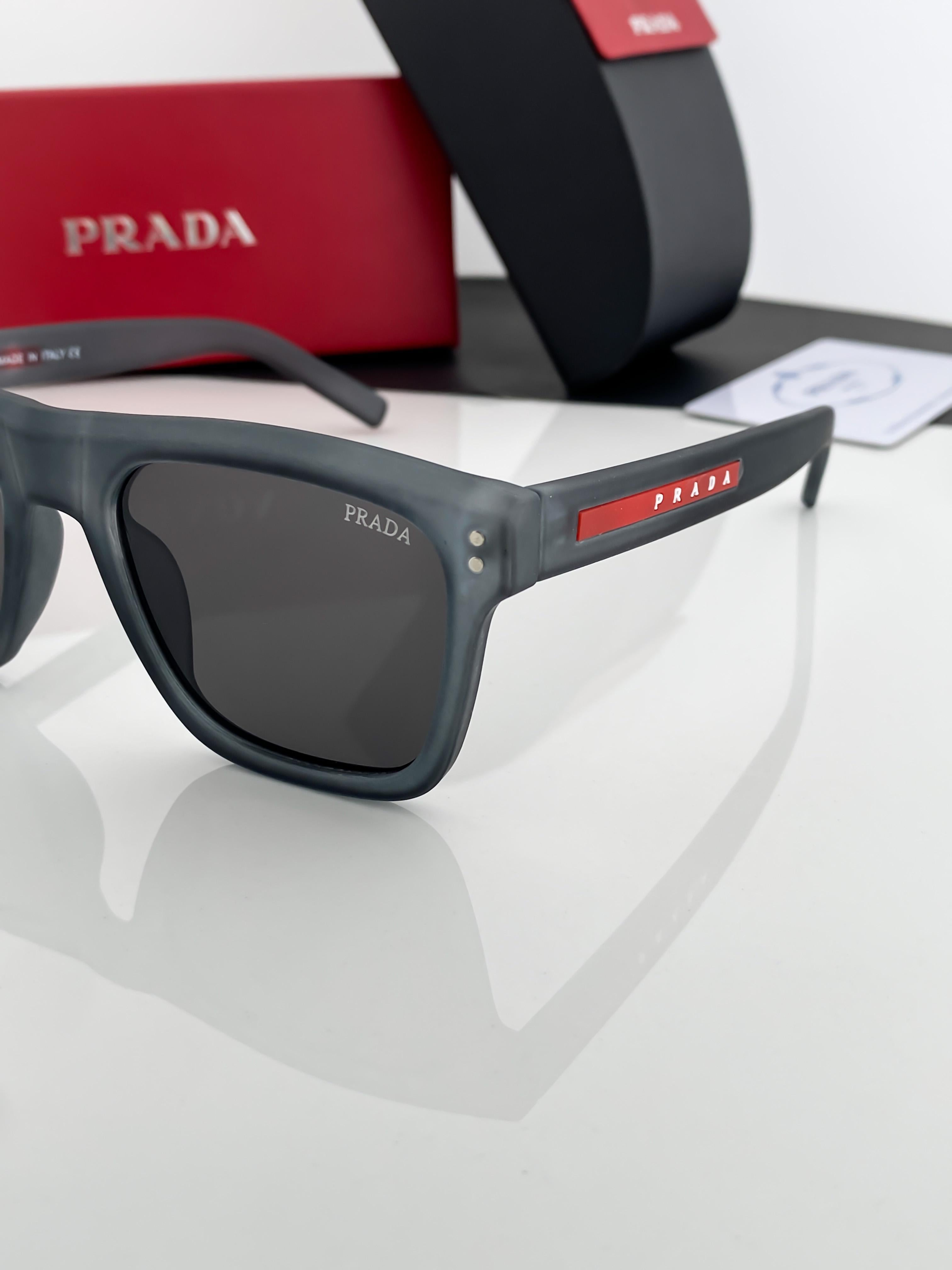 PR_AD_A GREY BLACK 3835 B