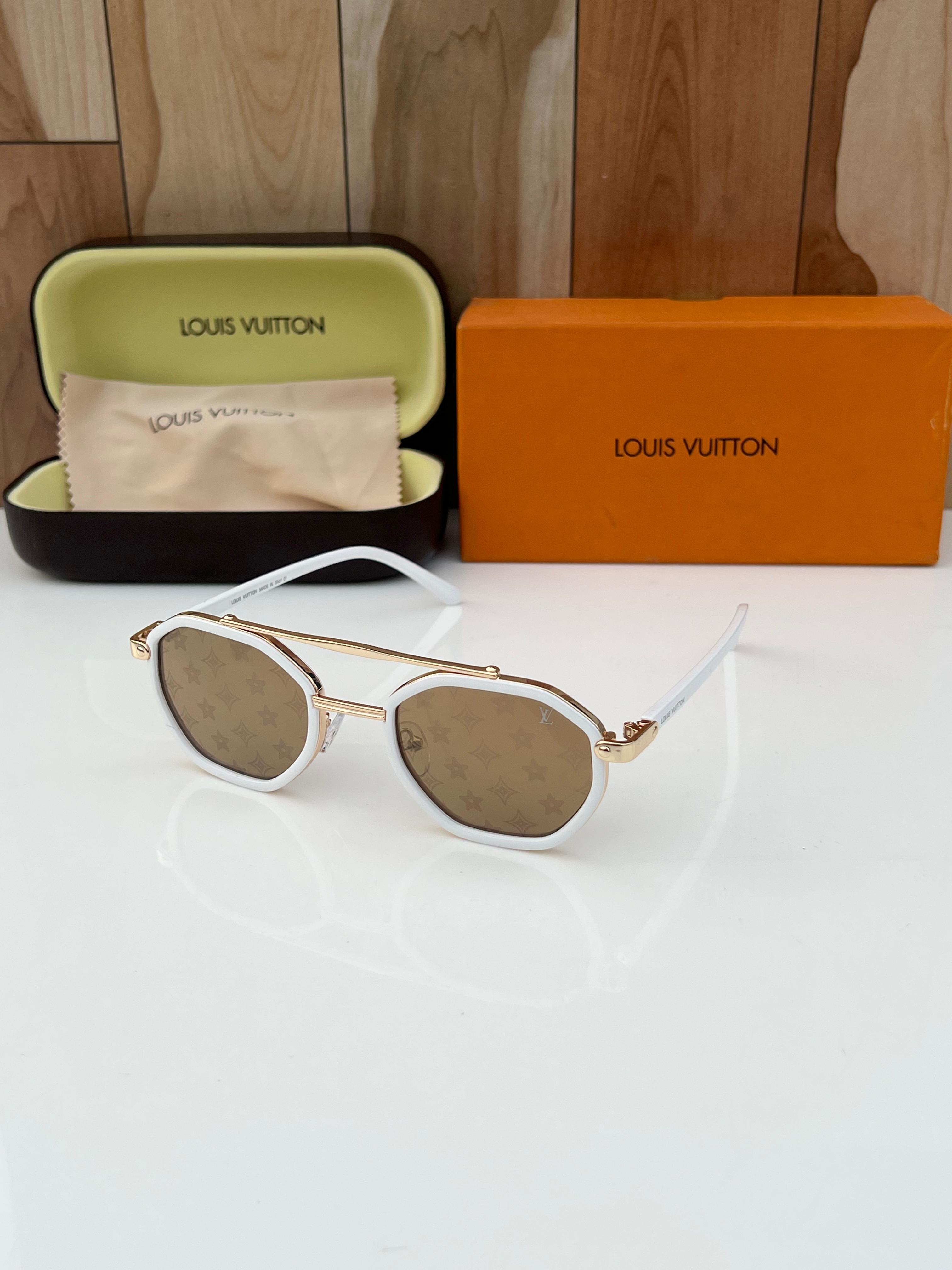 Lou  98336 white brown A