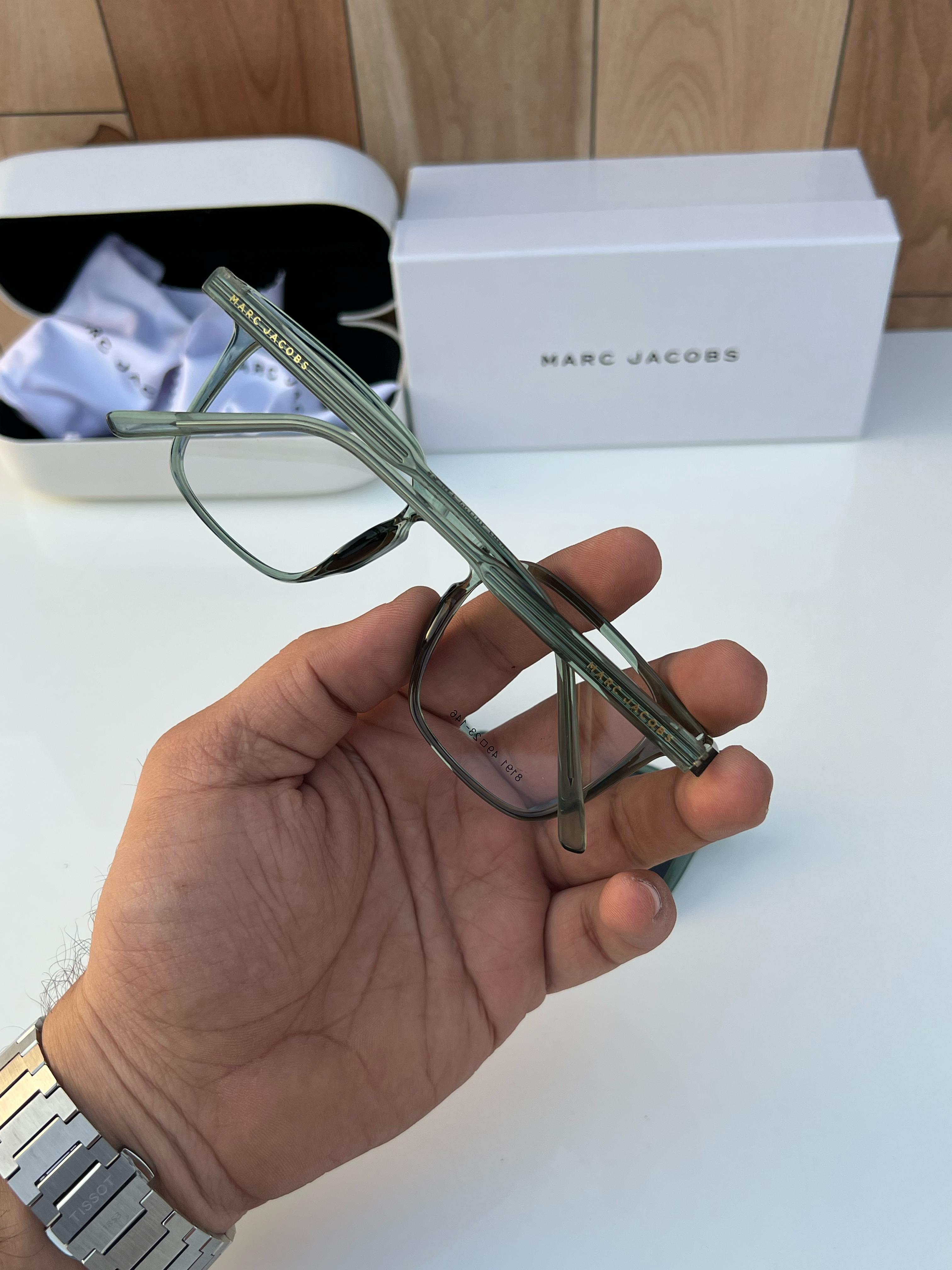 Mar  attachment green A