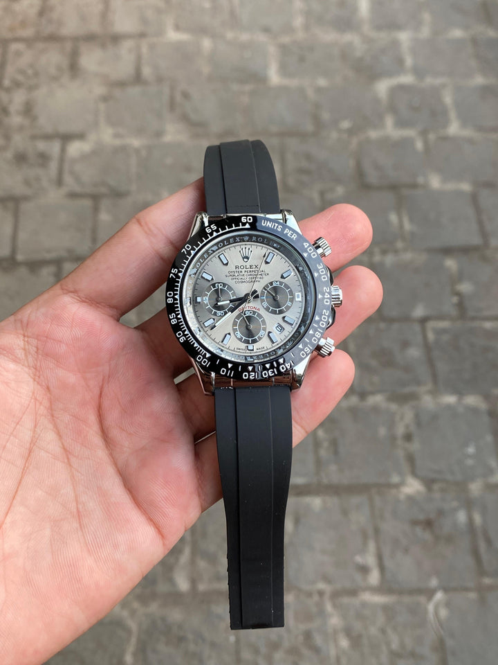 Grey Dial Black Case Silicon Strap Stylish Watch For Men