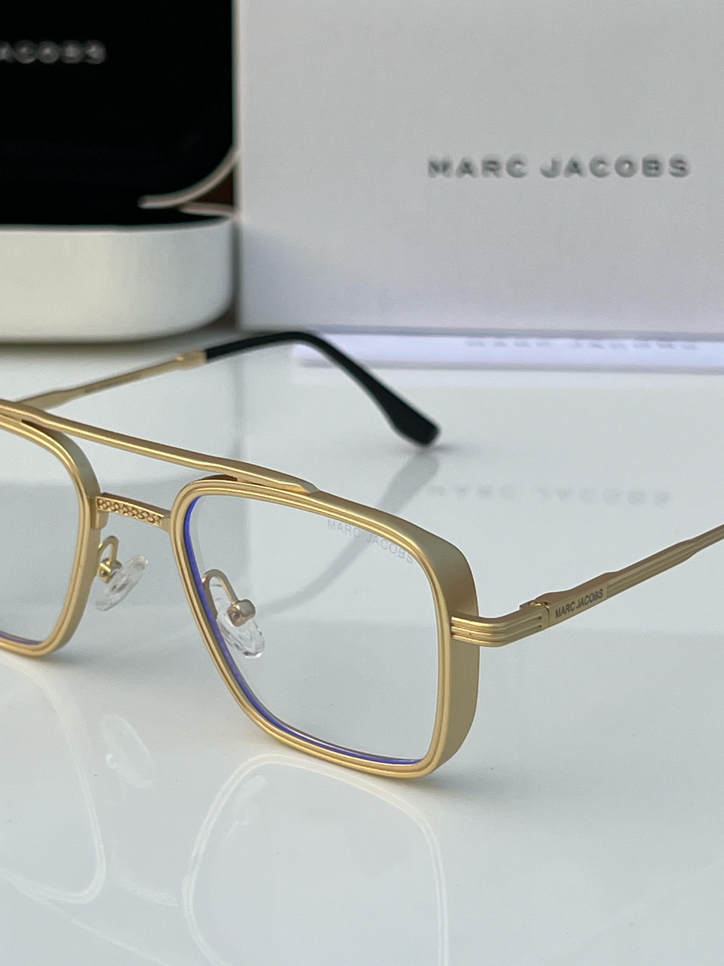 M_arc jacobs 504 gold plano A
