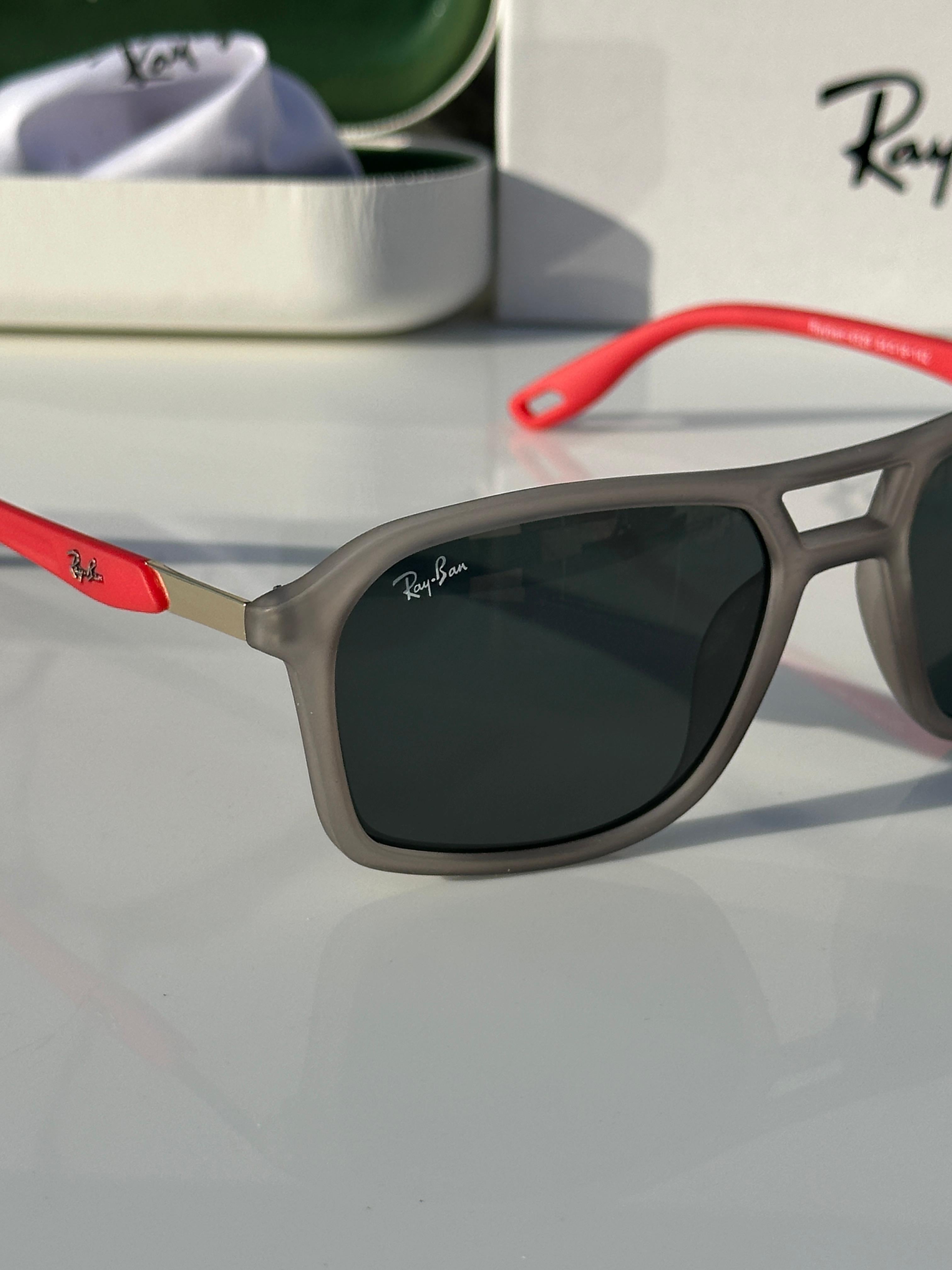 RA_yban 4293 grey red