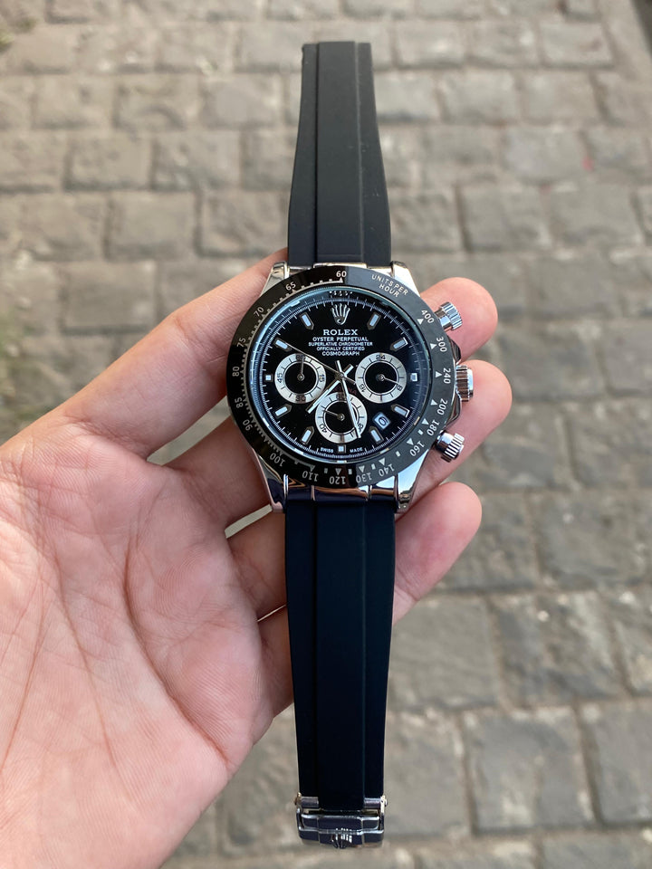 Black Dial Silver Case Silicon Strap Stylish Watch For Men