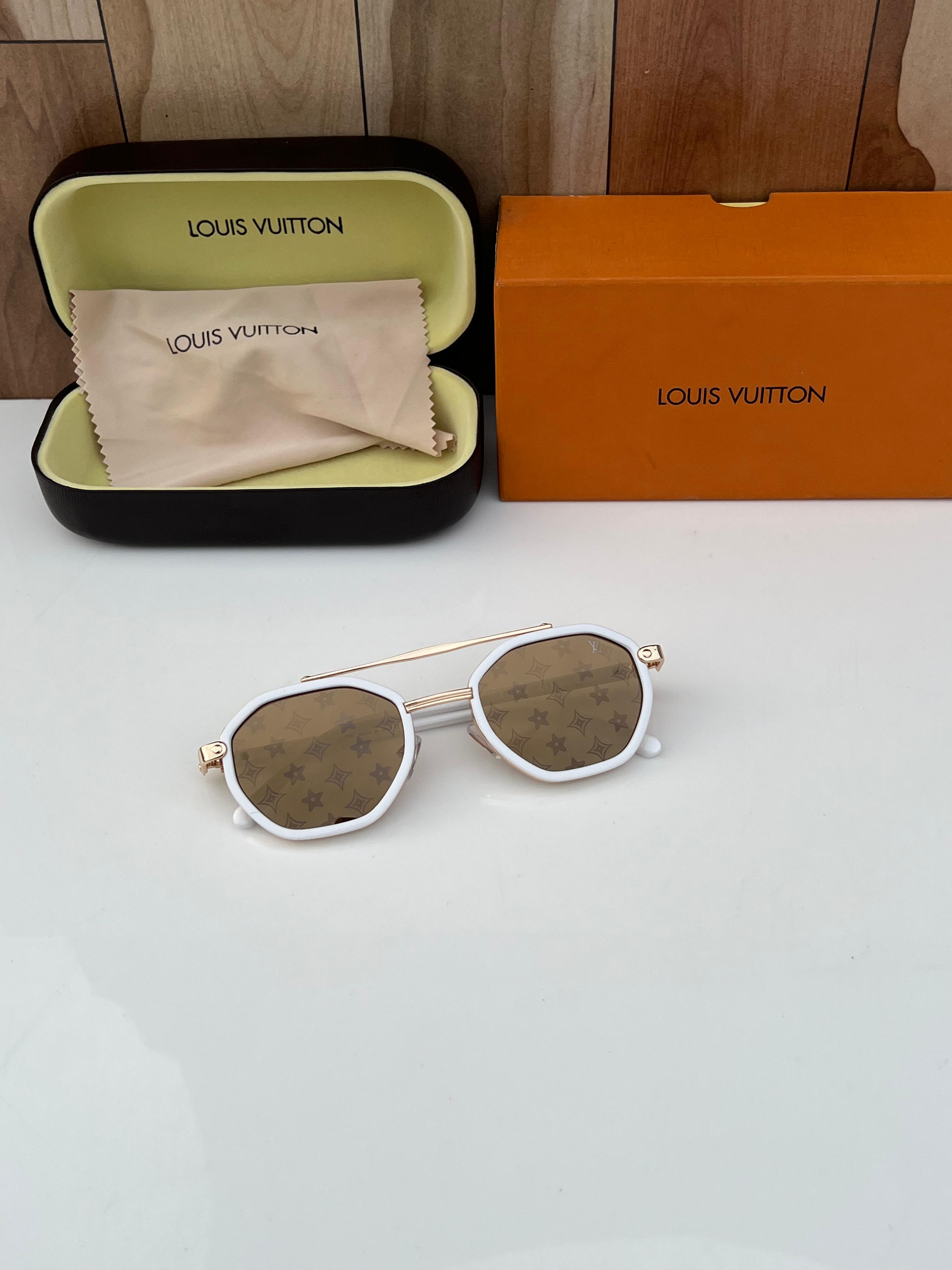 Lou  98336 white brown A