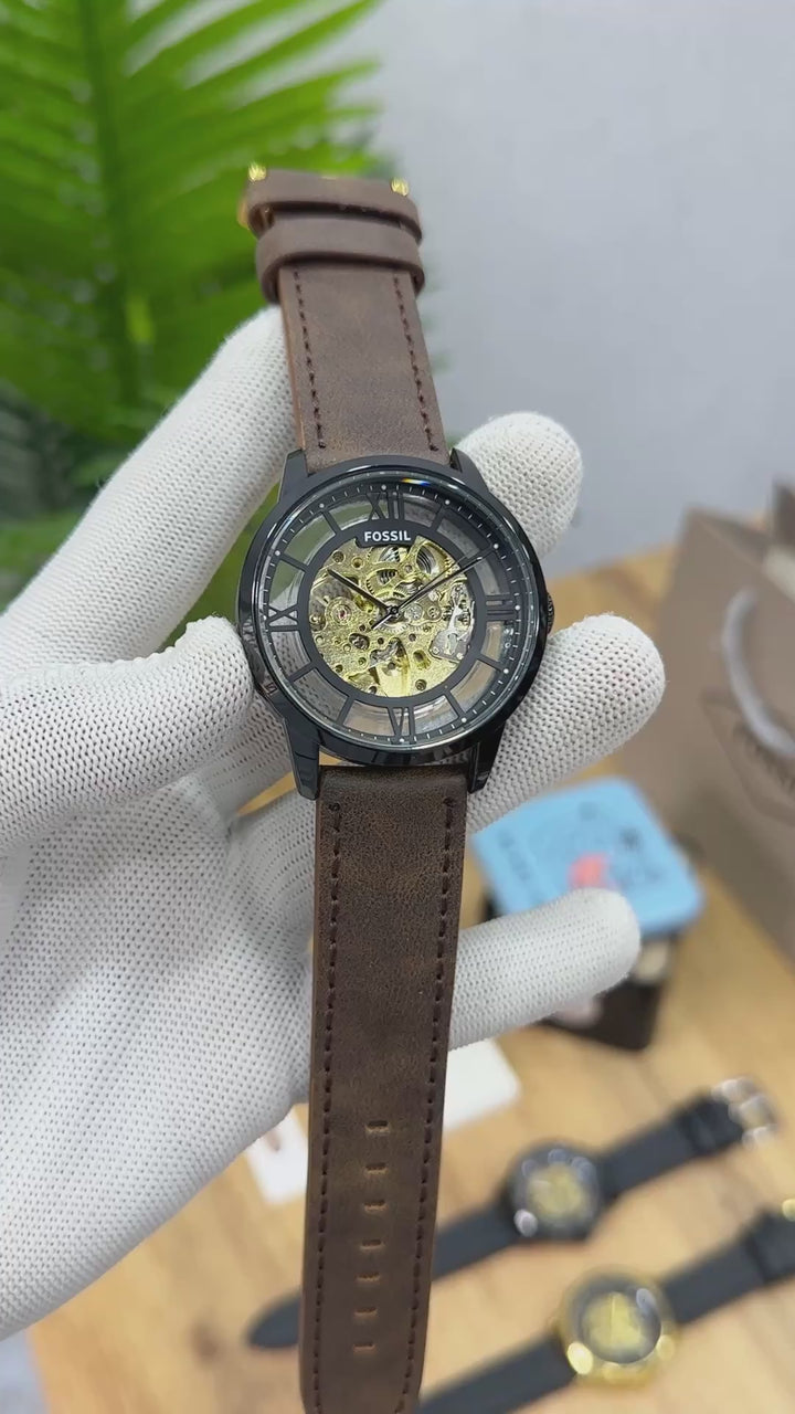 FOSSI_L TOWNSMA_N OPEN HEART MACHINERY